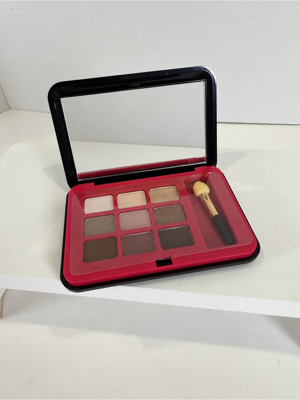 Estée Lauder Eyeshadow 9 Shades Pinks Browns & Creams Shimmer Satin & Matte NEW